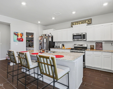 13852 Paseo De La Luna Avenue - Photo Thumbnail 19