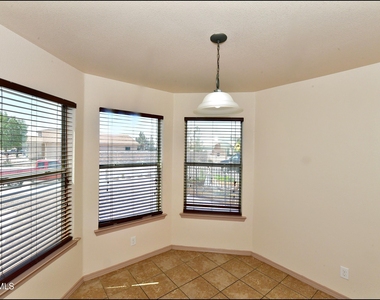 11613 Ochre Bluff Lane - Photo Thumbnail 19