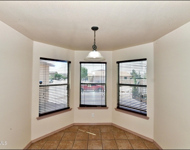 11613 Ochre Bluff Lane - Photo Thumbnail 18