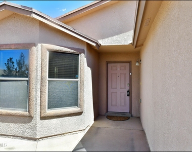11613 Ochre Bluff Lane - Photo Thumbnail 4