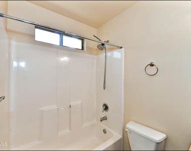 11613 Ochre Bluff Lane - Photo Thumbnail 24