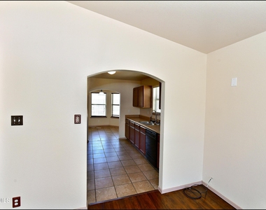 11613 Ochre Bluff Lane - Photo Thumbnail 10
