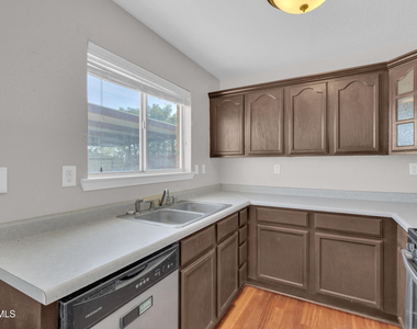 11330 Loma Del Sol Drive - Photo Thumbnail 14