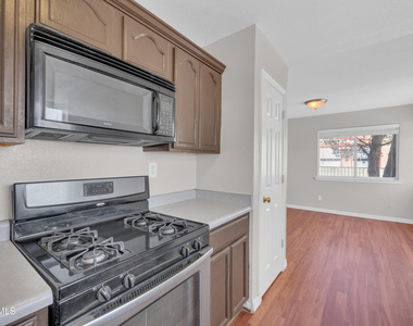 11330 Loma Del Sol Drive - Photo Thumbnail 12