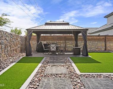 13920 Loreina Luz Avenue - Photo Thumbnail 11