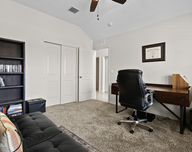 13920 Loreina Luz Avenue - Photo Thumbnail 15