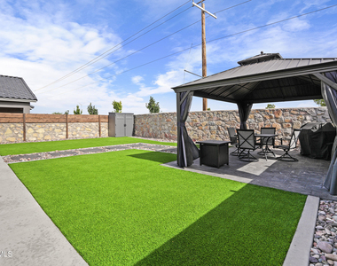13920 Loreina Luz Avenue - Photo Thumbnail 12