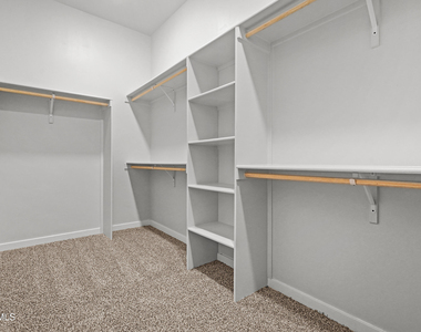 13992 Margaret Ponce Avenue - Photo Thumbnail 20