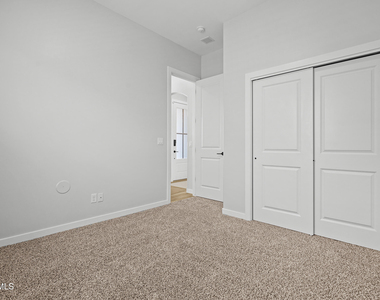 13992 Margaret Ponce Avenue - Photo Thumbnail 10