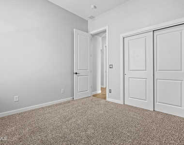 13992 Margaret Ponce Avenue - Photo Thumbnail 13