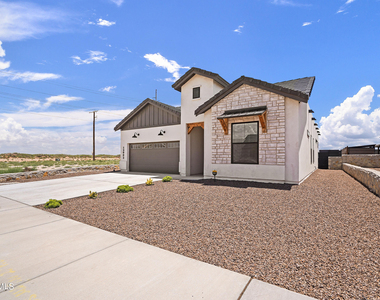 13992 Margaret Ponce Avenue - Photo Thumbnail 2