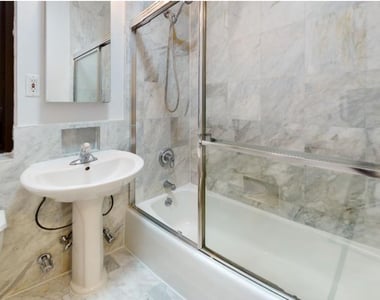 East 78th street  - Photo Thumbnail 6