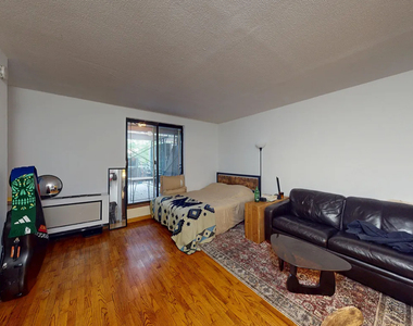 East 29th street  - Photo Thumbnail 2