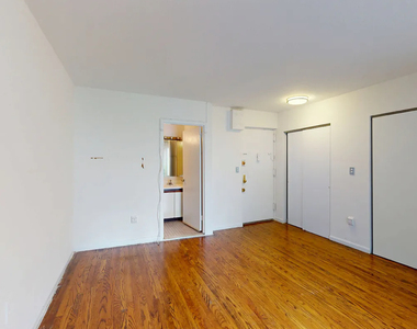 East 29th street  - Photo Thumbnail 4