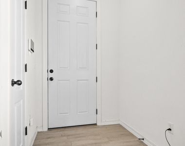 13621 Hazlewood Street - Photo Thumbnail 11