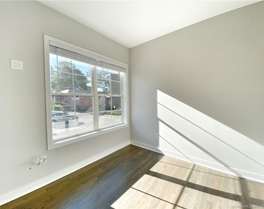 4 Berkeley Street - Photo Thumbnail 4