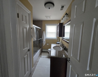 4 Ascolese Road - Photo Thumbnail 11