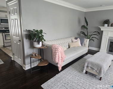 4 Ascolese Road - Photo Thumbnail 4