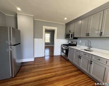 66 Dodd Avenue - Photo Thumbnail 7