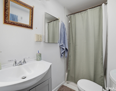 382 Whitney Avenue - Photo Thumbnail 5
