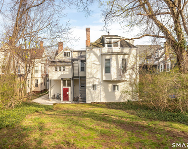 382 Whitney Avenue - Photo Thumbnail 2