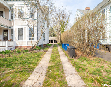 187 Lawrence Street - Photo Thumbnail 3