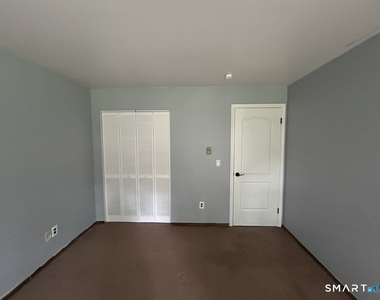 5 Woodside Avenue - Photo Thumbnail 12