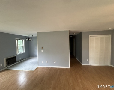 5 Woodside Avenue - Photo Thumbnail 2