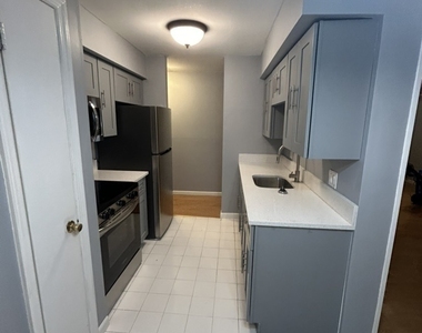5 Woodside Avenue - Photo Thumbnail 4