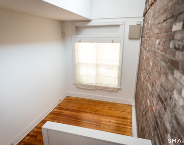 110 Avon Street - Photo Thumbnail 7