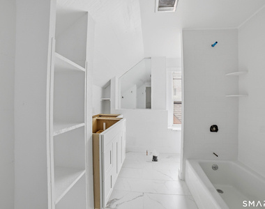 110 Avon Street - Photo Thumbnail 17