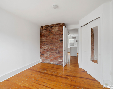 110 Avon Street - Photo Thumbnail 20