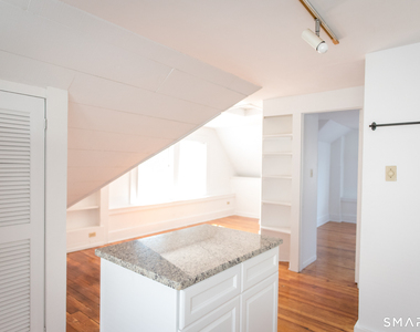 110 Avon Street - Photo Thumbnail 32