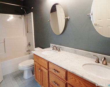 629 Danbury Road - Photo Thumbnail 5
