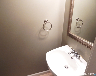 629 Danbury Road - Photo Thumbnail 4