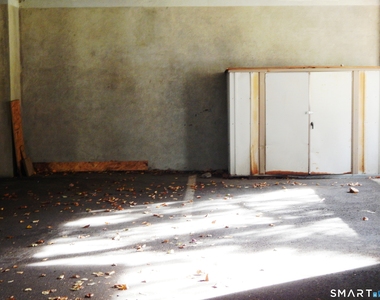 629 Danbury Road - Photo Thumbnail 8