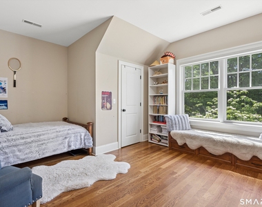 87 Kings Highway - Photo Thumbnail 29