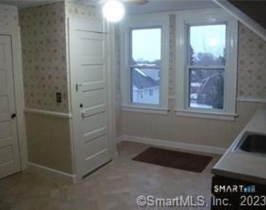 263 Roselle Street - Photo Thumbnail 10