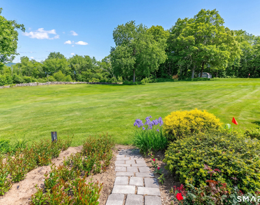 250 Westledge Drive - Photo Thumbnail 26