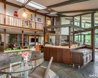 250 Westledge Drive - Photo Thumbnail 9