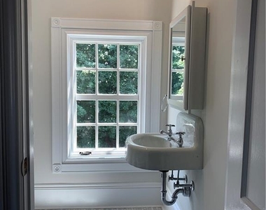 4 Morgan Avenue - Photo Thumbnail 32