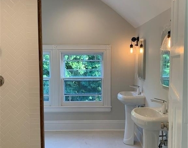 4 Morgan Avenue - Photo Thumbnail 31