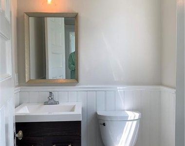 4 Morgan Avenue - Photo Thumbnail 14