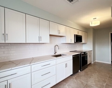 3200 Park Avenue - Photo Thumbnail 6