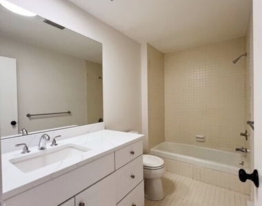 3200 Park Avenue - Photo Thumbnail 13