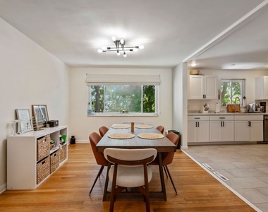 6581 Rosemoor Street - Photo Thumbnail 5