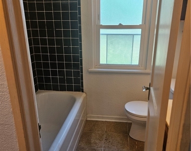 1108 Prescott St - Photo Thumbnail 14