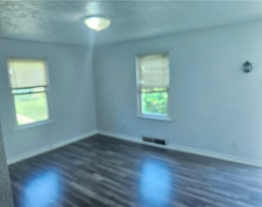 1108 Prescott St - Photo Thumbnail 3