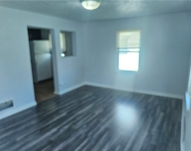 1108 Prescott St - Photo Thumbnail 2