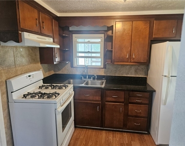 1108 Prescott St - Photo Thumbnail 5
